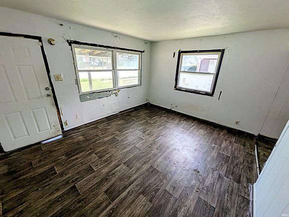 5th image of 1024 W Lusher Ave