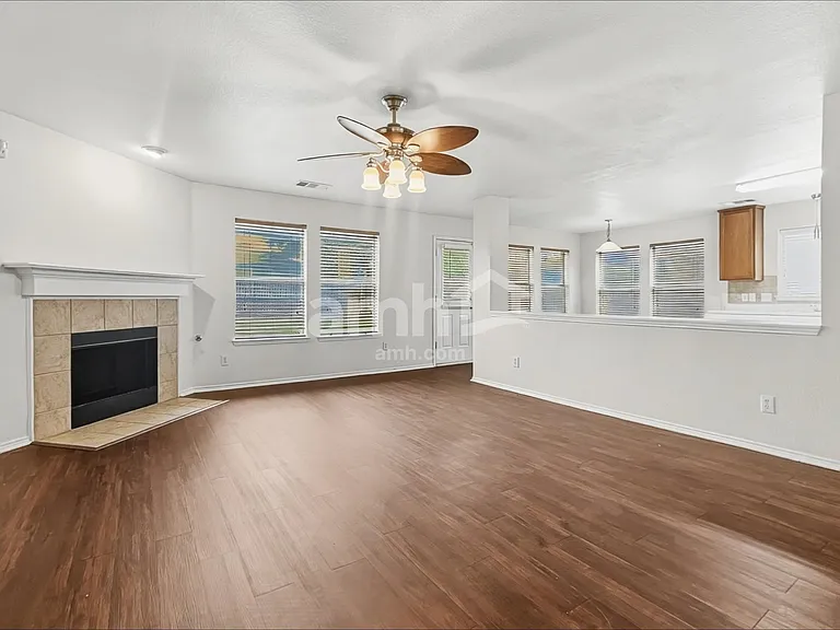 10236 Coolidge Dr — Photo 6