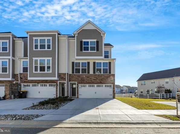 160 Torrey Dr, Newark, DE 19702