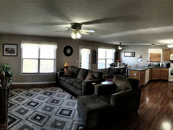 3rd image of 5276 Hill Springs Ct