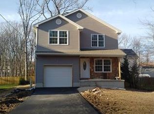 1725 Fillmore Dr, North Brunswick, NJ 08902