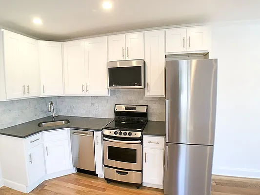 Rented by Francine Realty | media 22