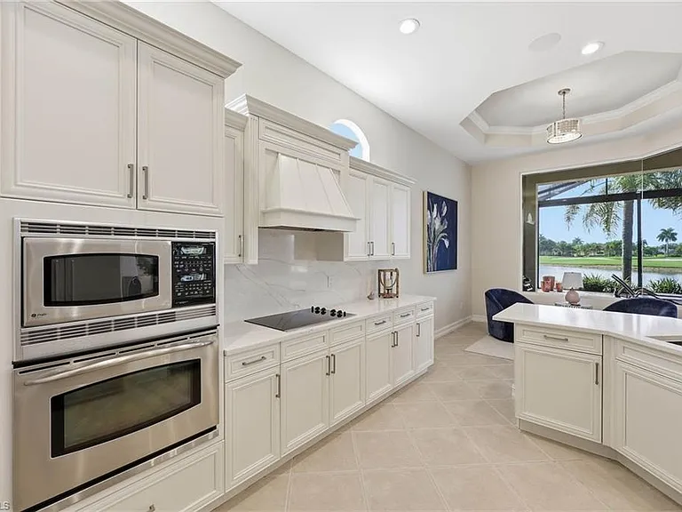 8950 Shenendoah Cir — Photo 22