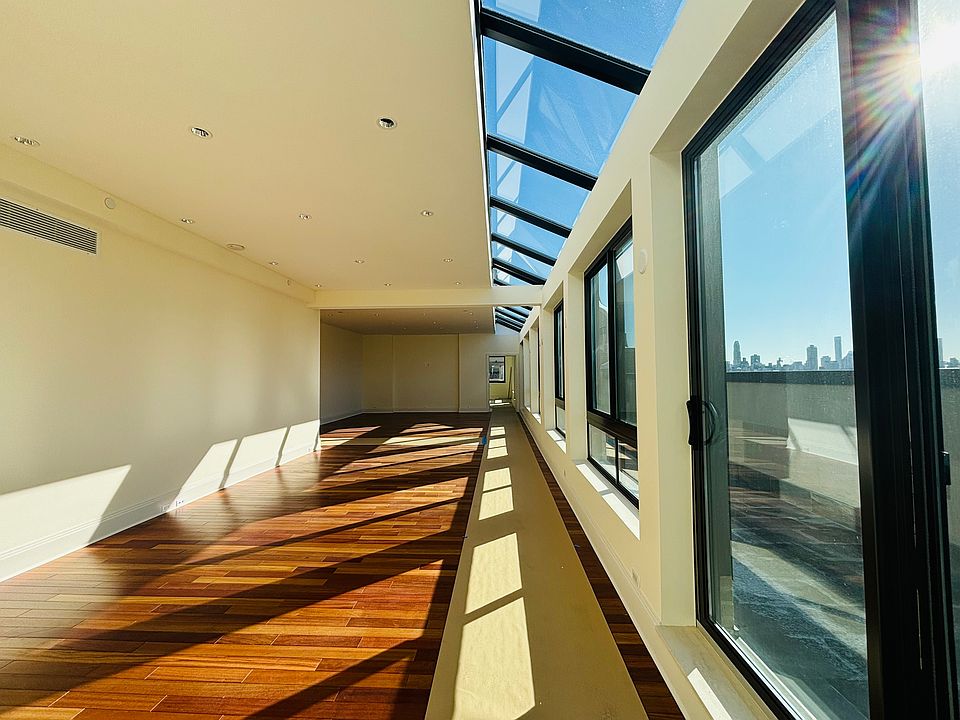 1st image of 45 W 81st St #Pha
