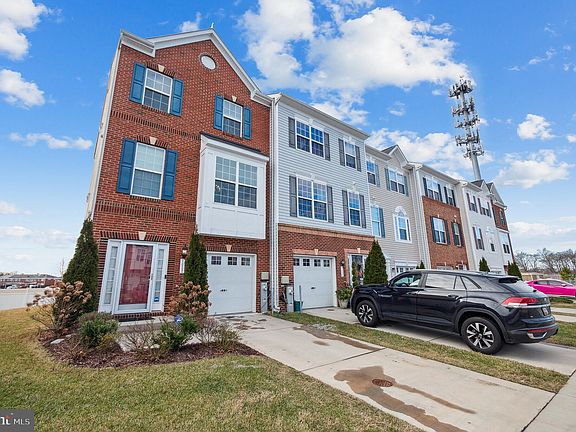 2nd image of 7652 Town View Dr