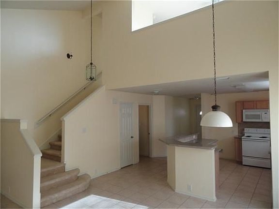 5th image of 15039 Sugar Place Dr