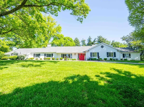 3180 Fairhaven Ln, Cincinnati, OH 45237