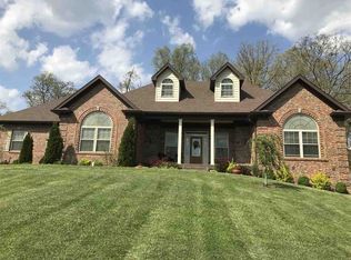 9035 Loretto Rd, Loretto, KY 40037