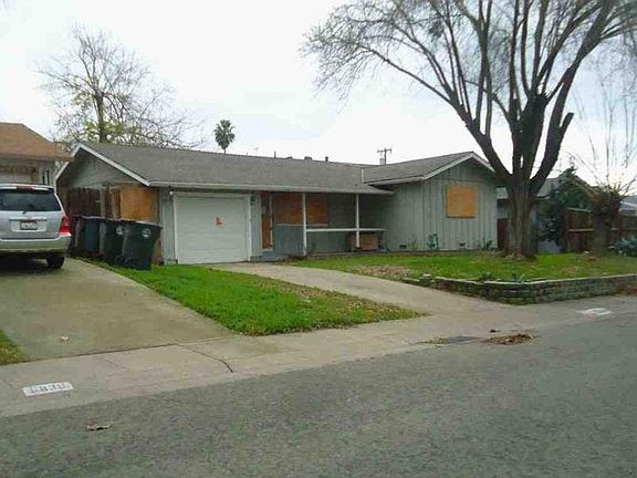 2nd image of 6844 Brookhaven Way