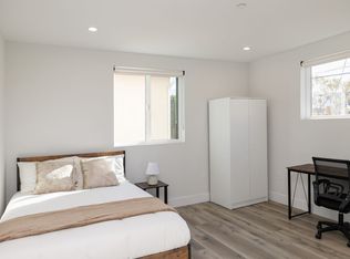 MH 3001 Van Buren Pl, Los Angeles, CA 90007