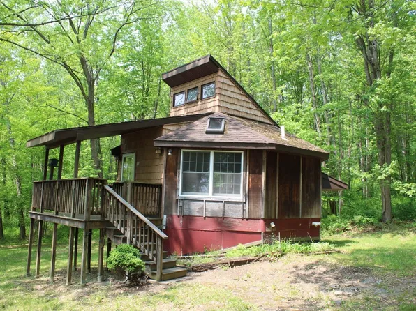 5529 State Route 17c, Endicott, NY 13760