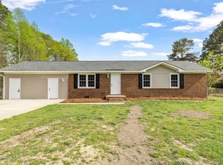 110 Trailwood Dr, Dudley, NC 28333