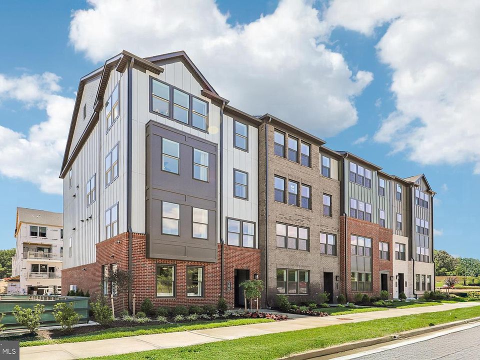 1st image of 310 Legacy St
