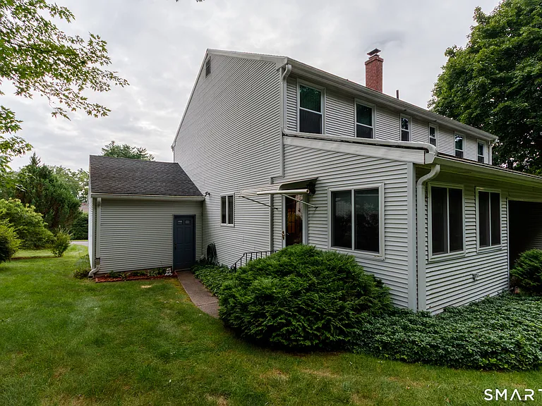 115 Brandegee Ln — Photo 26