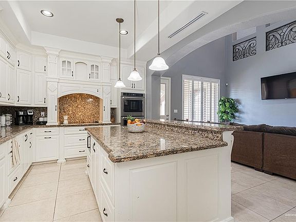 5th image of 4908 W Tamarack Ave