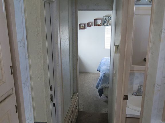 5th image of 858 Deerwood Dr #158