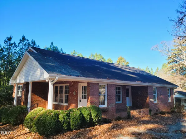909 McNeill Rd, Sanford, NC 27330