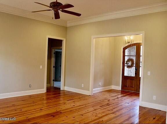 5th image of 1205 Woodberry Dr