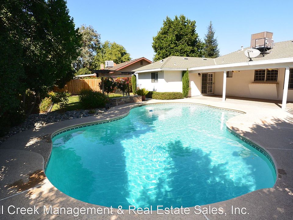 1st image of 3839 W Victor Ave