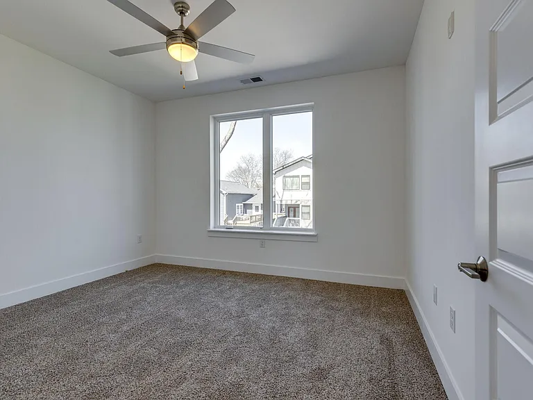 542 Southgate Ave #216 — Photo 13