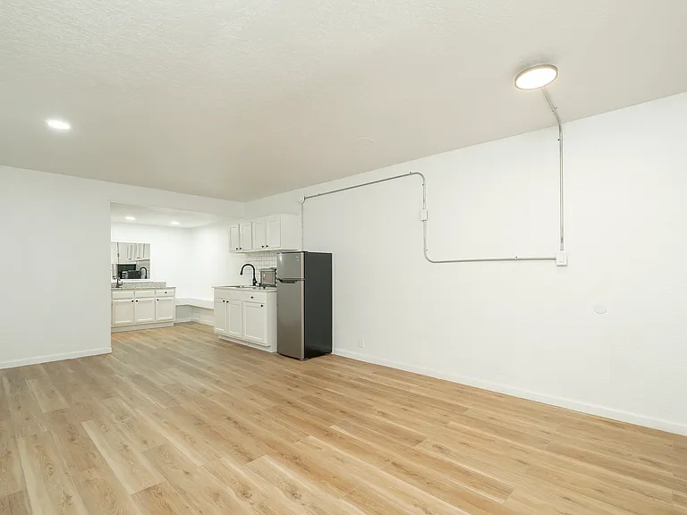3505 Highway 367 N #A — Photo 5