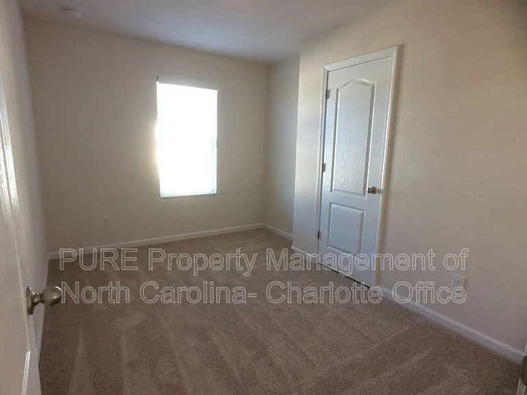 6008 Vista Woods Ln — Photo 14