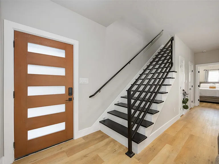 2409 Dolly Wright St #B — Photo 6