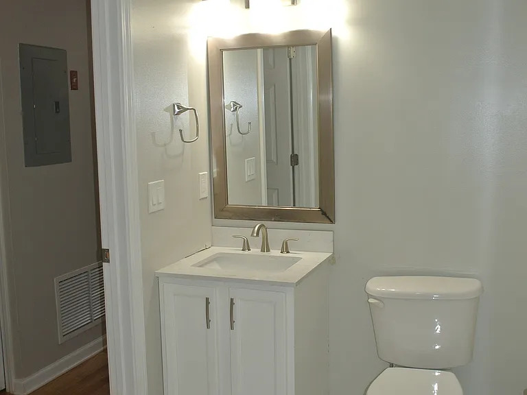 670 Boston Post Rd #12 — Photo 8