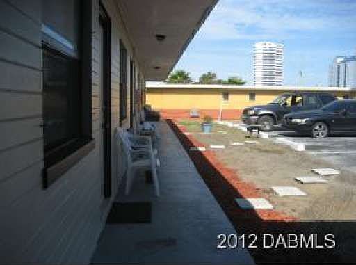 4th image of 1227 N Atlantic Ave