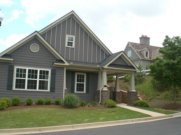 Culdesac Privacy -- Yet Adjacent to all the Amenities