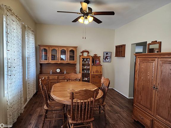 5th image of 400 Cass St