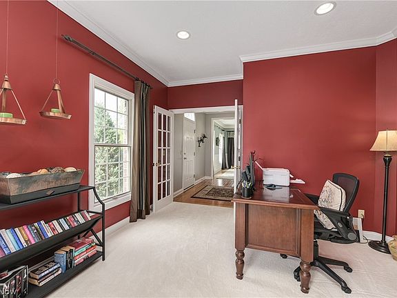 3rd image of 7938 Windridge Dr
