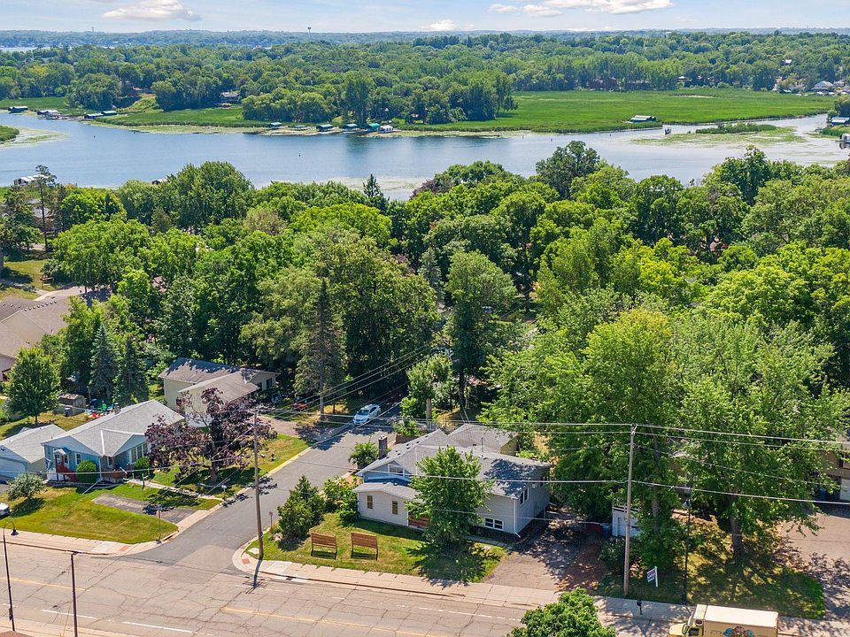 5001 Shoreline Dr, Mound, MN 55364 Zillow