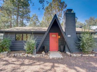 588 Moreno Ln, Sugarloaf, CA 92386