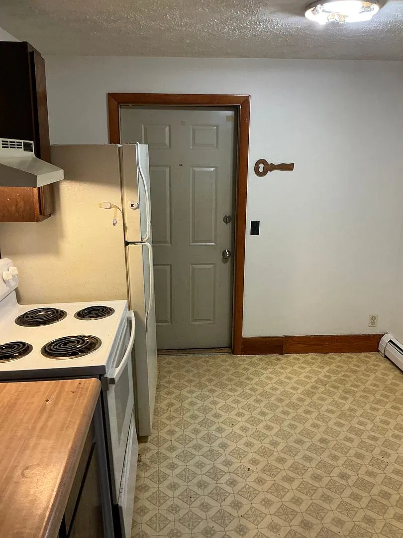 204 Mt Vernon Avenue — Photo 1