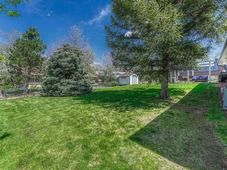 6905 E Hillside Pl — Photo 74