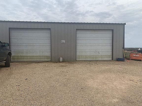 3rd image of 3980 County Road 22500
