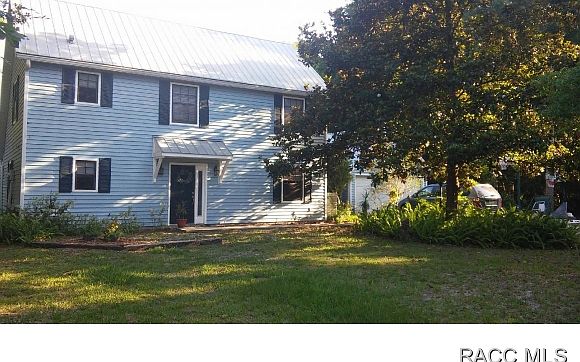 1st image of 22 Palm Point Dr