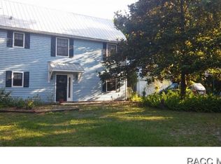 22 Palm Point Dr, Inglis, FL 34449