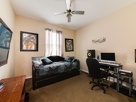 4th image of 33728 Honeywood Ave
