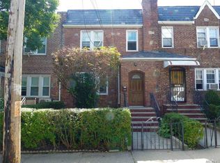 82-06 Penelope Ave, Middle Village, NY 11379