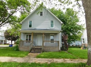 826 7th St SW, Cedar Rapids, IA 52404