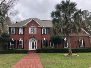 126 W Canebrake Blvd, Hattiesburg, MS 39402