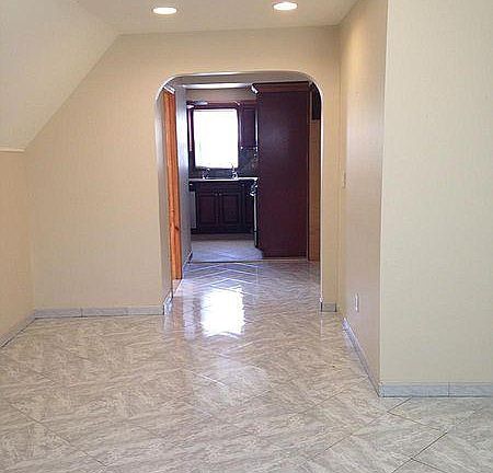 3rd image of 210 Westcott Blvd Floor 2