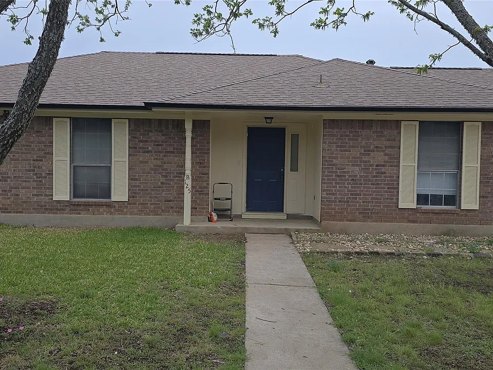 125 Kelly Ln