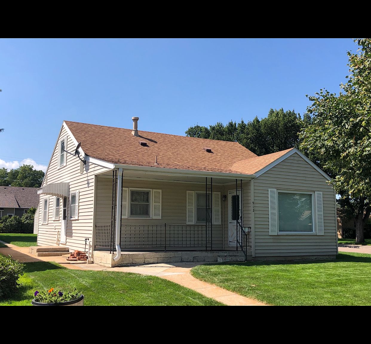 912 E 3rd St, Mccook, NE 69001 Zillow