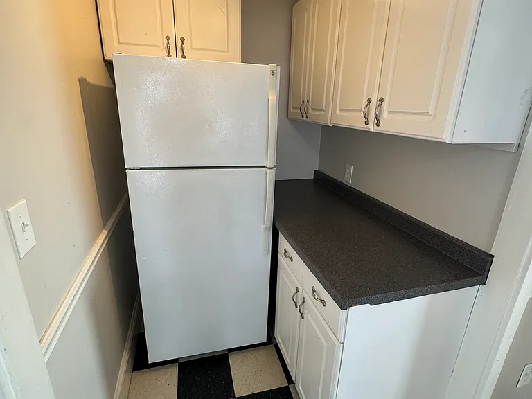 7 Balcomb St #1 — Photo 2