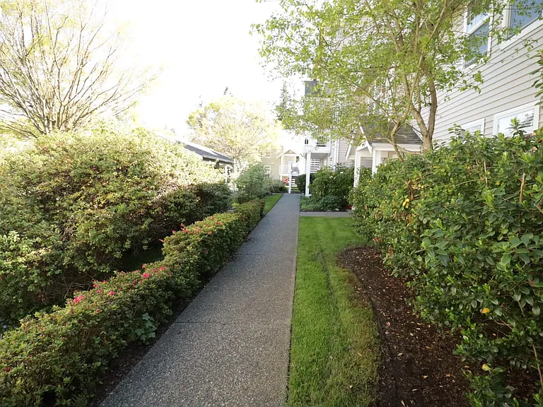 5400 Harbour Pointe Blvd #C204 — Photo 29