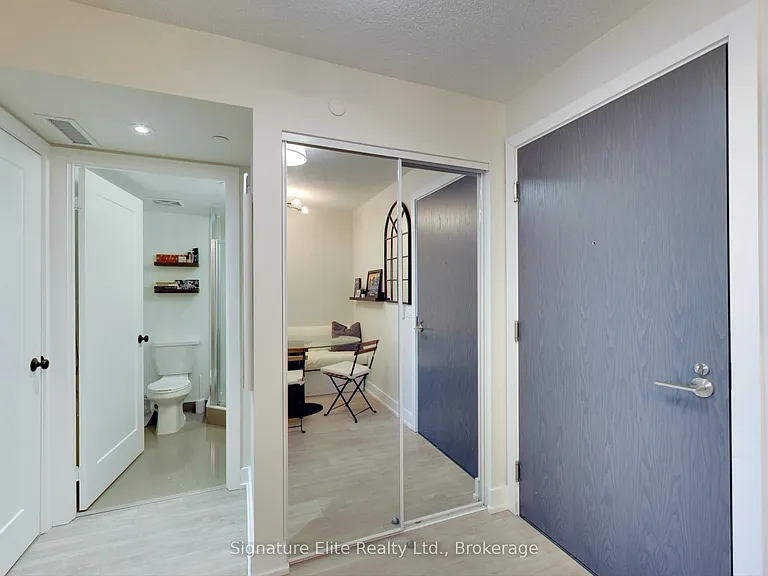 7 Mabelle Ave #1607 — Photo 24