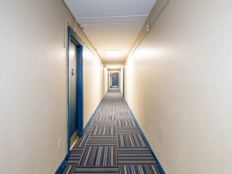 Ashley Court Apartments — Photo 18